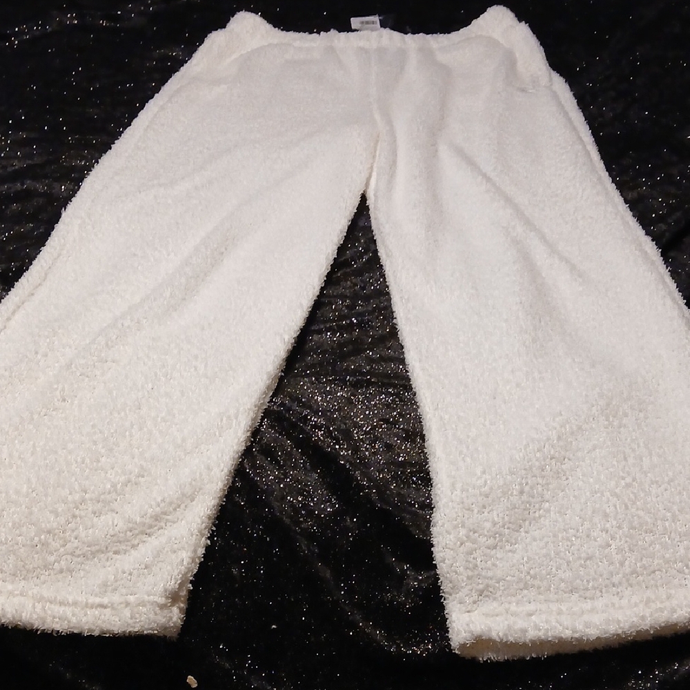 Reebok White Cozy Bottoms